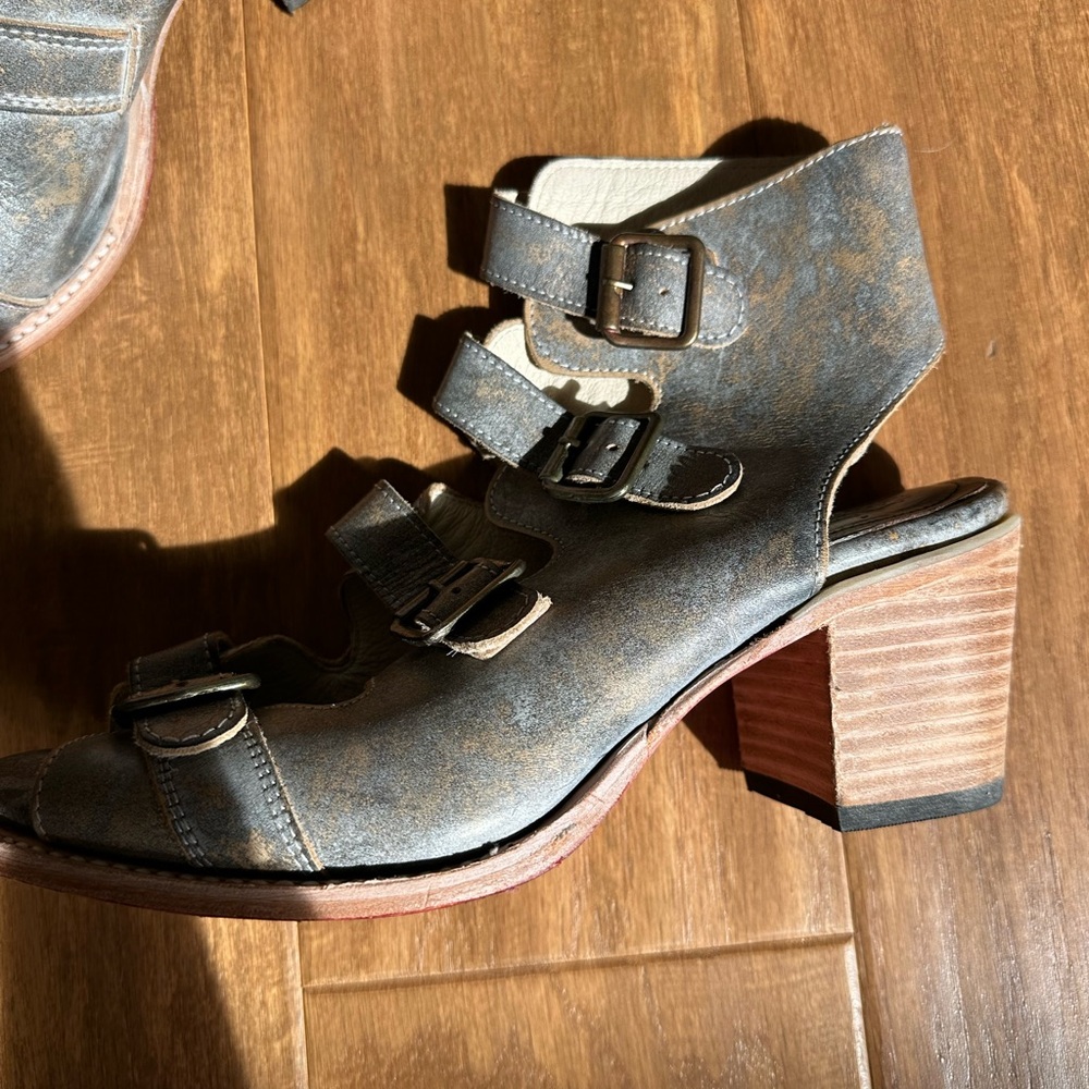 Freebird Distressed Brown Ankle Booties with Buckles - Picture 3 of 11